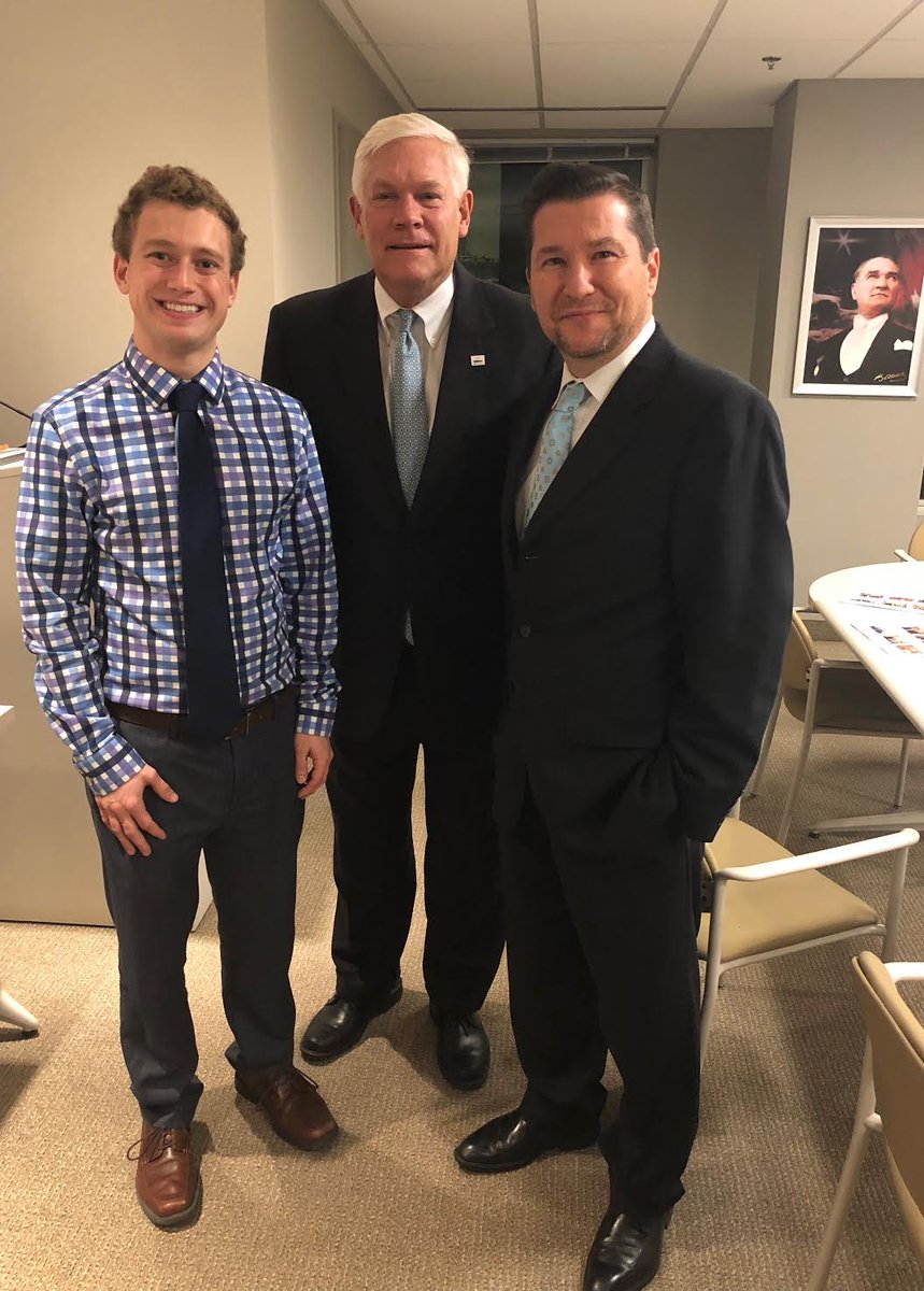 10000Turks's tweet photo. Co-Chair of the US-Turkey Caucus in #Congress, @PeteSessions attended an event put on by the TC PACs and @10000turks Friday night! Congressman Sessions held a roundtable discussion with #TurkishAmericans from around Washington, D.C. to discuss the US-Turkey relationship. https://t.co/ltv9yBEbr7