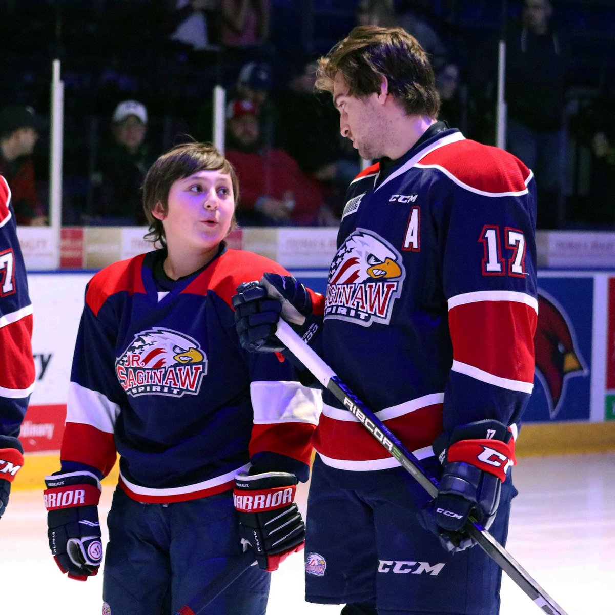 SpiritHockey's tweet photo. Just givin’ @Masonkohn17 some hair style tips 💇🏻‍♂️ https://t.co/PcZKjewcrl