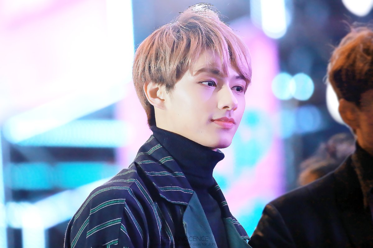 junhuiarchive's tweet photo. 180210
#세븐틴 #SEVENTEEN #준 #JUN https://t.co/szIQBPnESb