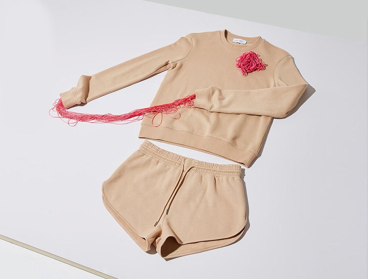 Tonal dressing is easy as it is chic. Pick a colour &amp; wear it from head to toe. buff.ly/2FedPoF #DressBetter