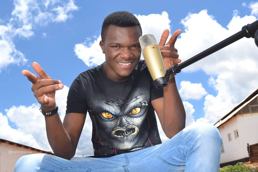 KingsFMRadio's tweet photo. #Bongo255 ya @kingsfmradio
0800-1000pm Story Zote na Ngoma za kifalme.
Waweza sikiliza popote duniani kupitia App ya Kings Fm kwa watumiaji wa android kwa kupakua application hii Kings Fm.
Hosted By @prince_ramalove
104.3MHz
#KingsFmRadioAndroidApp
#Tunnein @KingsFMRadio https://t.co/s4kuqDhm1l
