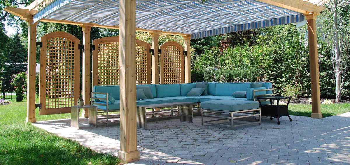 DeBouwgids's tweet photo. Een pergola in je tuin, doen of niet? Lees hier de voor en nadelen van een pergola: https://t.co/b7ayi7Teo9

#denederlandsebouwgids #bouwen #verbouwen #interieur #bouw #tuin #hovenier #buiten #pergola https://t.co/SJoalolk4V