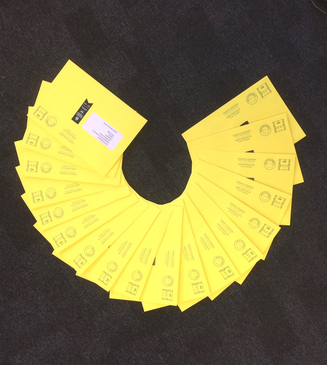 icacia's tweet photo. How's that for outgoing mail? 
Seven sales agreed today! 
#yellowenvelope #NewtonAbbot #NewtonAbbotHour @newtonabbothour #SOLD #EstateAgents @Property_Awards https://t.co/nXRhB0hMil