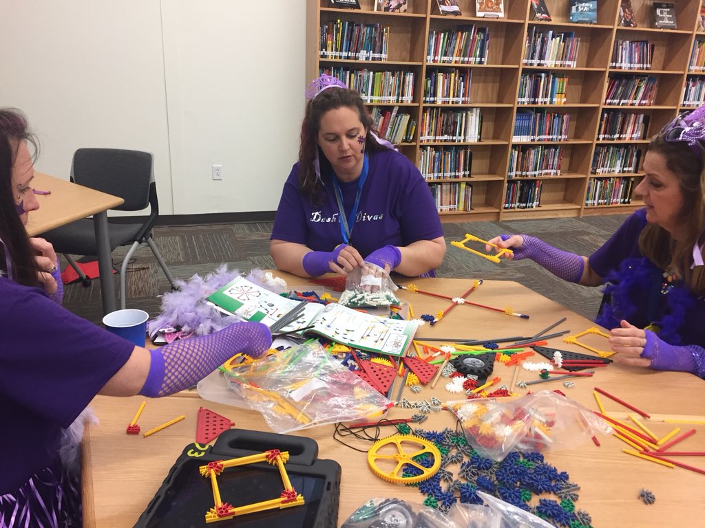 ibmarvel's tweet photo. #rattlerolympics #dashingdivas @PearsonRanchMS #maker #creativity https://t.co/32OglFsJSH
