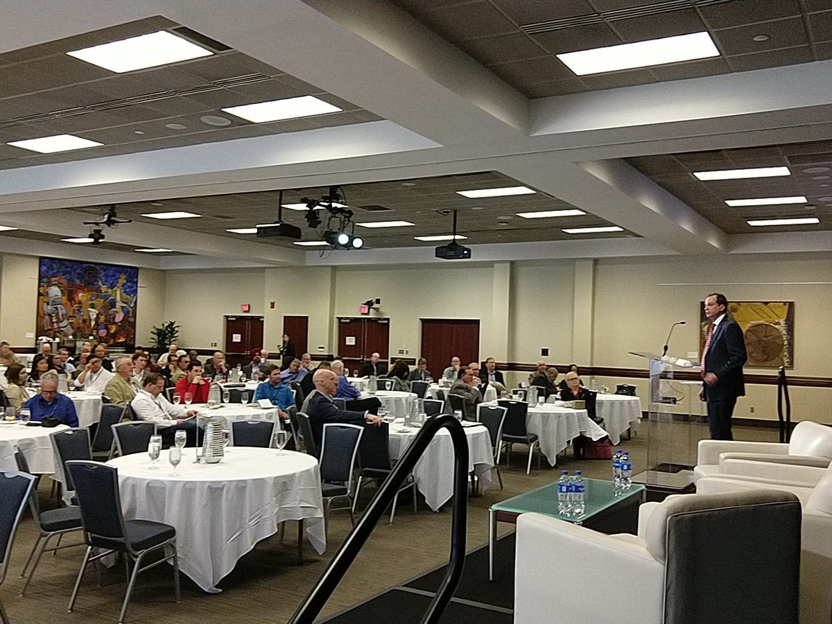 ncbiotech's tweet photo. Wayne Honeycutt of @soil_institute challenges us to not be complacent. #agbiosummit https://t.co/8vNRId2U62