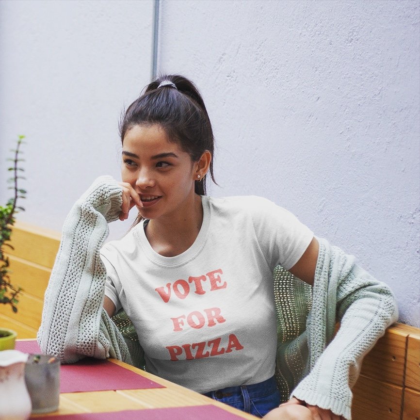 hivemind_merch's tweet photo. Support #worldfoodaid by voting for pizza π. 25% of all proceeds are donated to their cause! Check us out at https://t.co/dFwUpS8Y6f π #Food #pizza #Foodie #charitytuesday #charity #donation #instafashion #instafood #photooftheday #fashion #fashionblogger #style #TShirt https://t.co/w8feUDQyQI