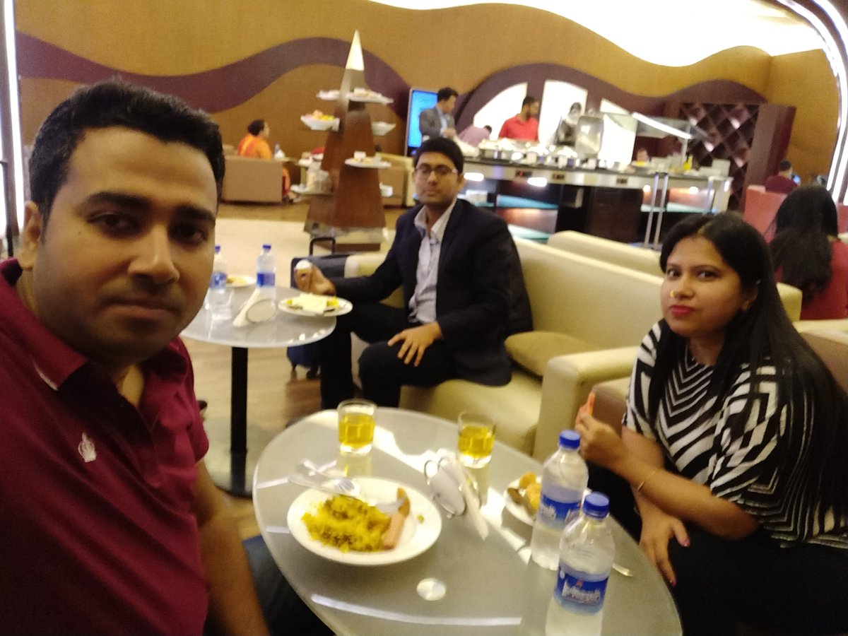 This_is_Left's tweet photo. Our team @techrakib, @ayesha2009 and Mamun on their way to #BlockDelhi @blackarrowconf https://t.co/WaZTXPpzsp