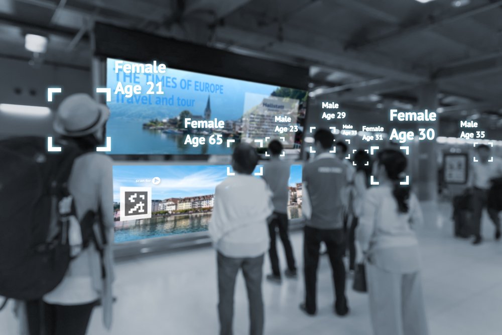 SolomonPtners's tweet photo. Actionable data and #IoT technologies are enabling a second wave of #OOH innovation - PJ SOLOMON's Mark Boidman &amp; team discuss in @EECatalog Out of Home Media in the Data Revolution | https://t.co/9kUlQwmlf3 @MBoidman #DOOH https://t.co/0phFgWKPdu