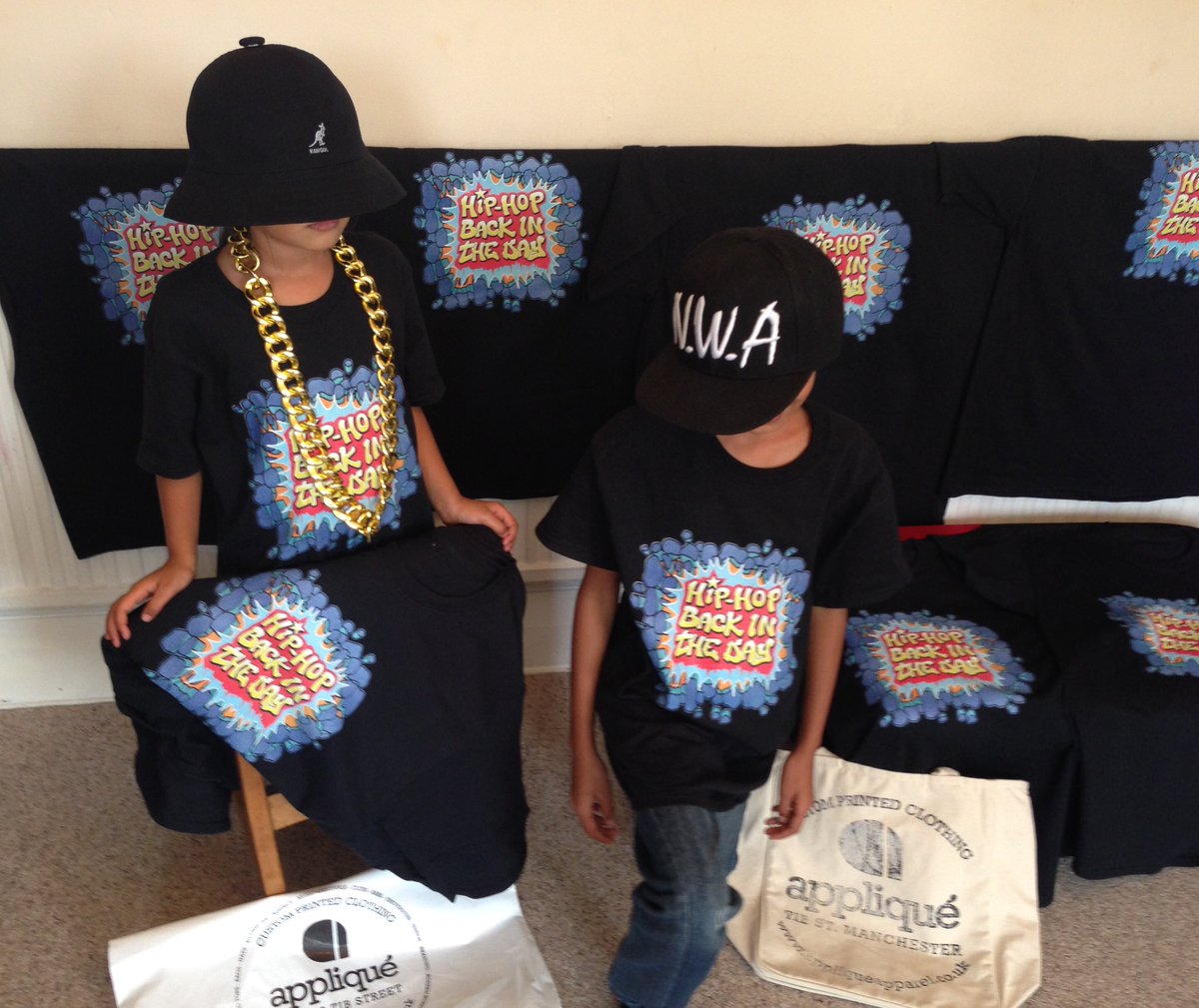 HHBITD's tweet image. Check our online shop for your #HipHop needs #tshirts #Hoodies #pins
Click here: hhbitd.com