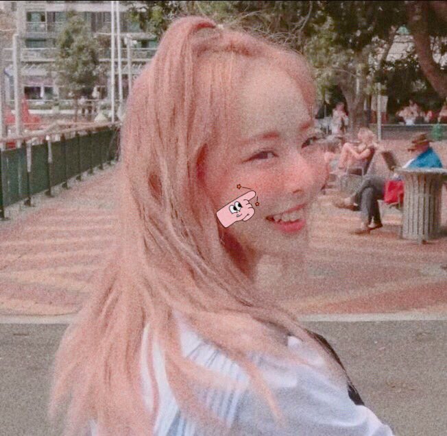 loonadates's tweet photo. love letters. 💌 https://t.co/k2gXYvLQEt
