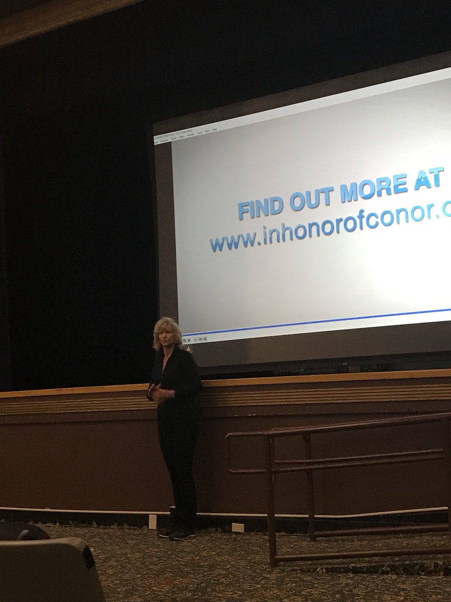 Delano_High's tweet image. Pat Hines is on campus educating us on Traffic Safety and the decisions we make. #trafficsafety #safemoves #dontbedistractedwhiledriving #donteatanddrive #donttextanddrive #stayfocuswhiledriving