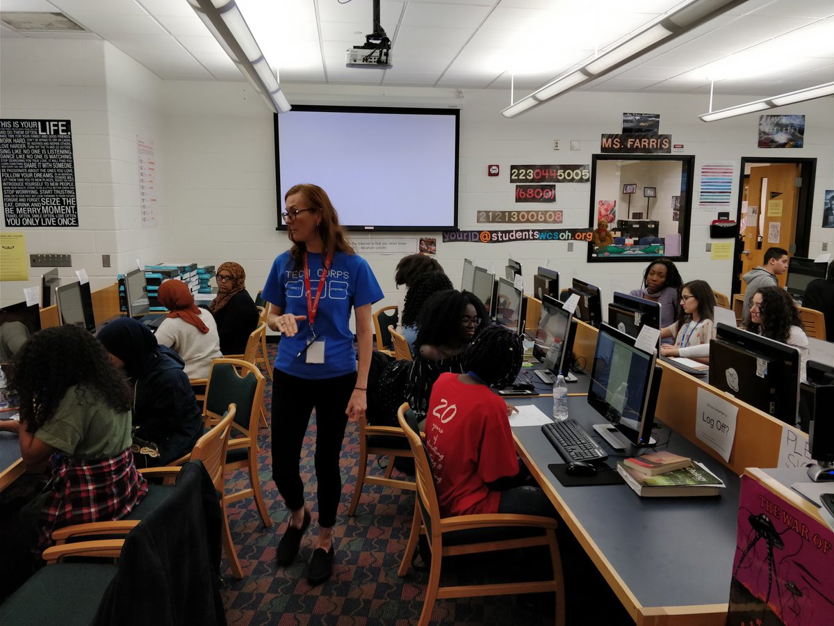 lisachambers's tweet image. Computing Career Corps @WCHS_Warhawks - blown away by the enthusiasm and creativity in the room! #CodewithTC