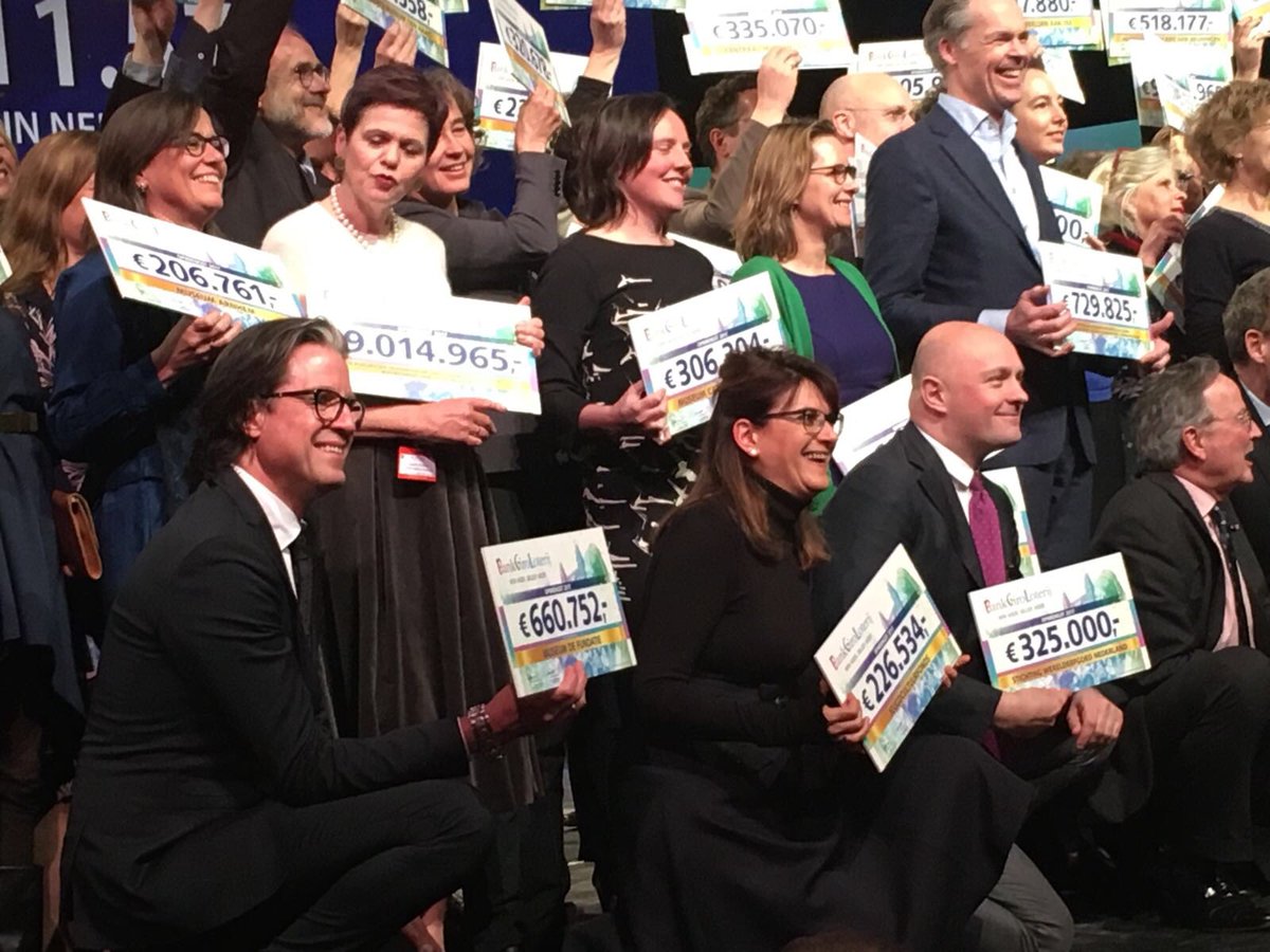 Wereld_erfgoed's tweet photo. Super blij met de uitslag van @bankgiroloterij #GoedGeldGala - met de 325.000 euro kunnen we de #UNESCO werelderfgoederen nog bekender maken! https://t.co/f8agvB7CHb