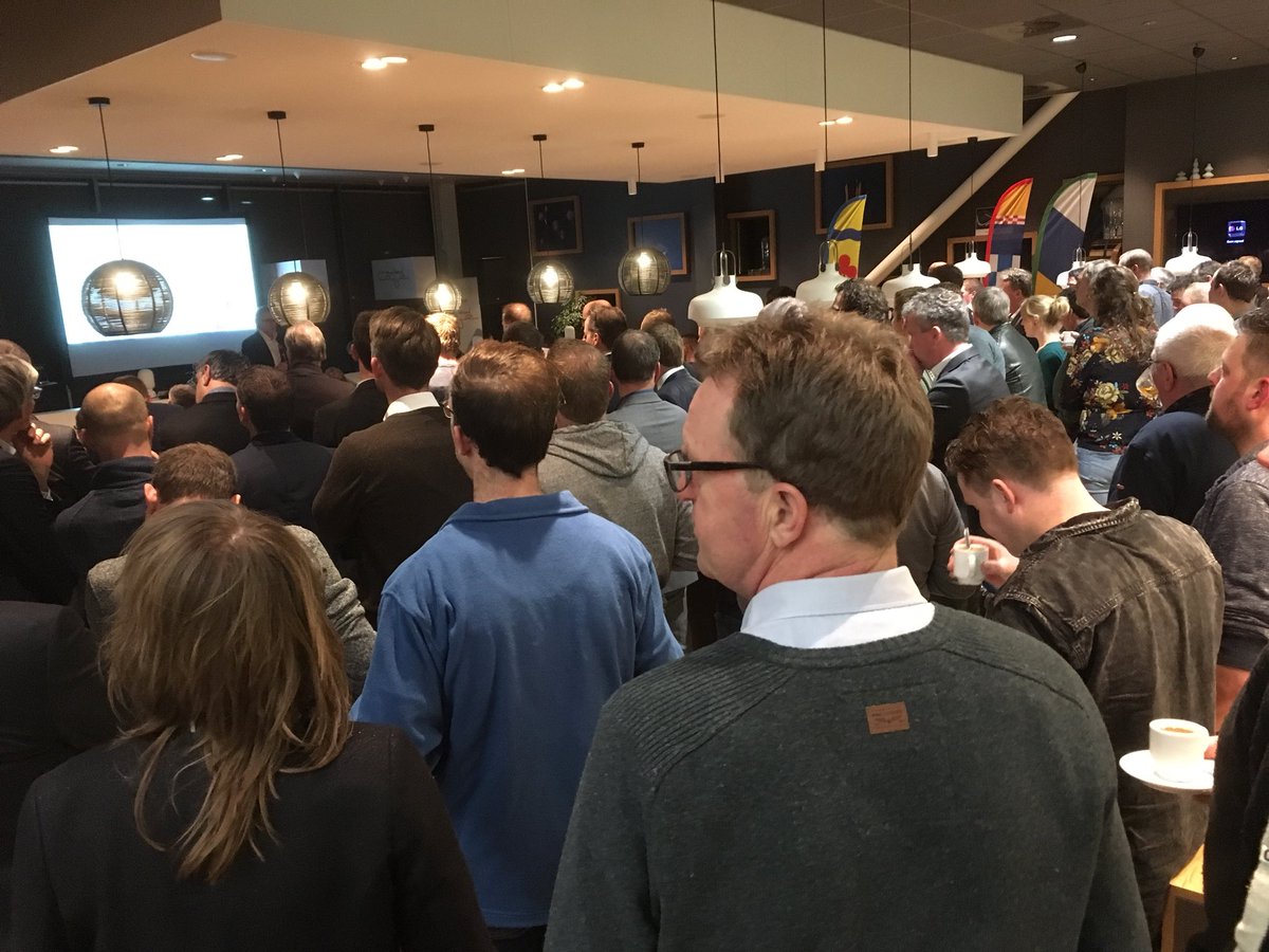 We zijn begonnen. Volle bak tijdens het #seminarmelkveehouderij @RaboVVS