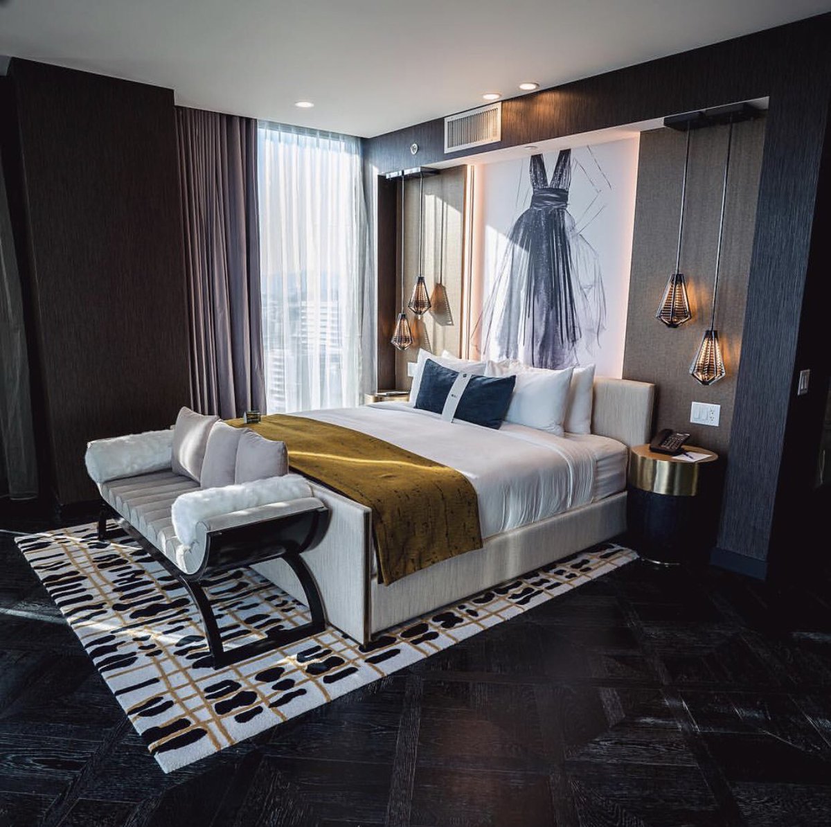 hotelindigodtla's tweet image. Discover LA from your hotel room! #colorofdiscovery 
Photo | collectivelycandice