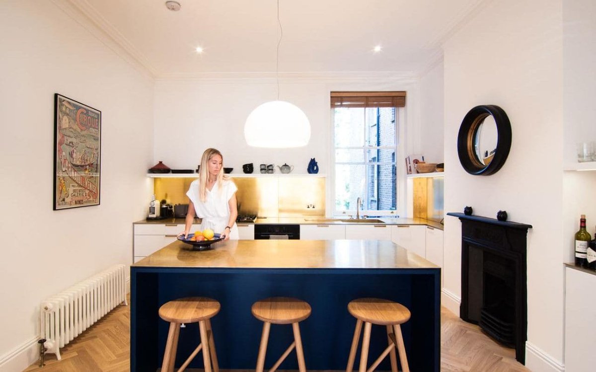Brass countertops and bold colours: The new kitchen trends for show-off chefs
#interiordesign #trends #midshour #sheffieldhour  #Eastmidsbizhour  #DerbyHour
goo.gl/XS8fwQ