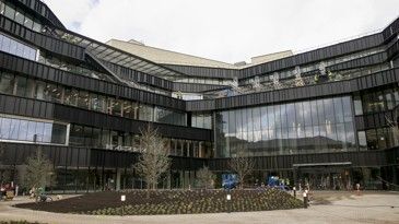 UTexasMBA's tweet photo. The #RowlingHall Grand Opening Celebration is this week! | New UT business school building blends light, space, collaboration @statesman https://t.co/dKtQlMF7LP https://t.co/vW7PFlEBRZ