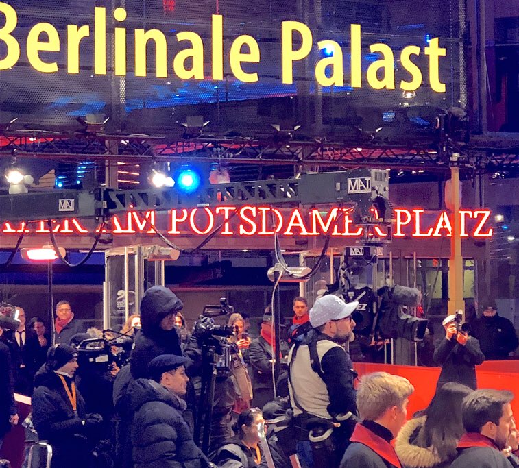 FilmMat's tweet image. ... live at the Berlin Film Festival: MAT-TOWERCAM®️ and MB45