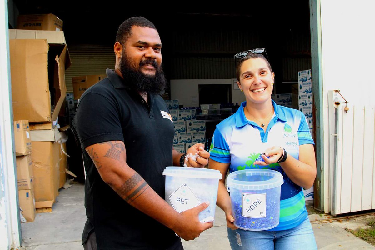 AliaunePhilip's tweet photo. Innovative future of Plastic in Vanuatu. #WorldVisionVanuatu & #AzurePureWater #Partnership #DFAT @RRegenvanu @jennydarin @mikethewolfe https://t.co/5XRn5RIbwo