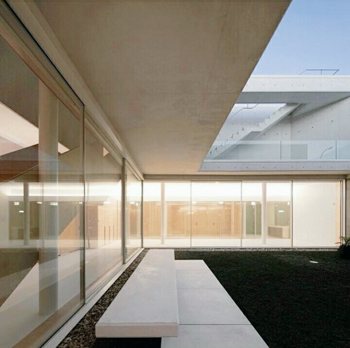 JoeAndMargot's tweet photo. #architecture #minimalism https://t.co/yRwvc5J4me