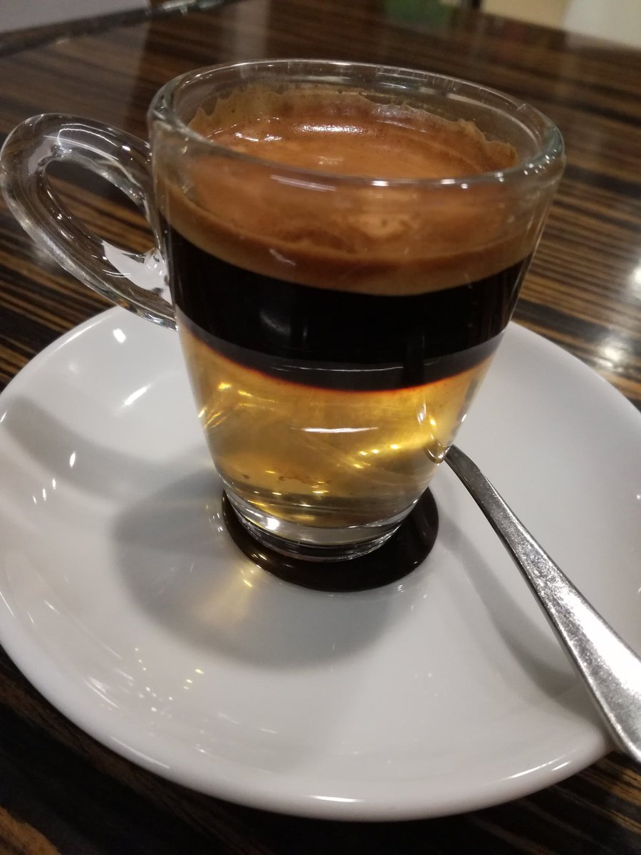 Lucifero1967's tweet photo. Chi gradisce? Offro io😄 #moretta #fanese  antica ricetta dei marinai a base di caffè, anice e rum😛scalda i ❤ https://t.co/g7rQE8R2za