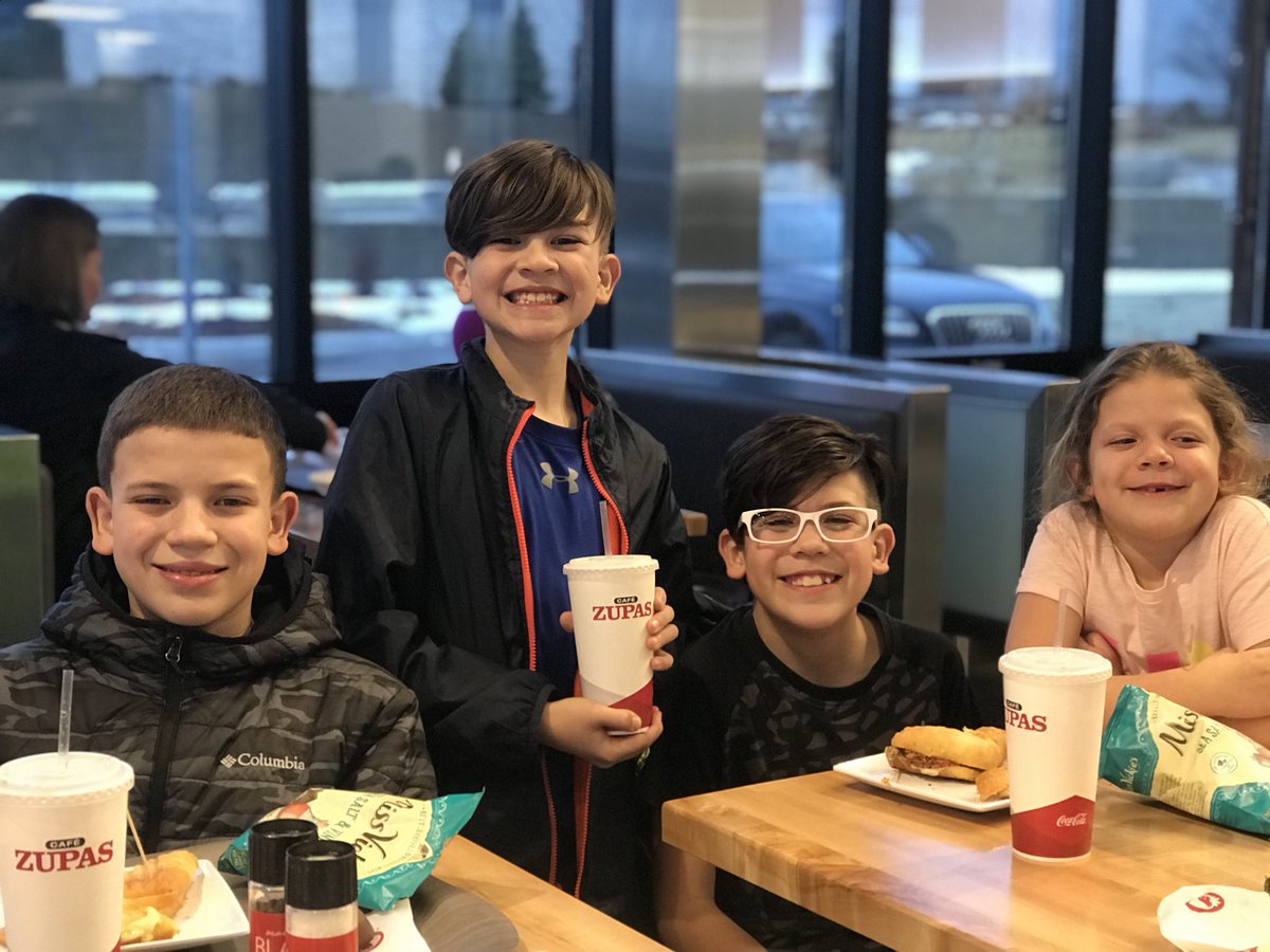 Supporting <a href="/RiversideSDMF/">Riverside Elementary🚀🚀</a> at Café Zupas!