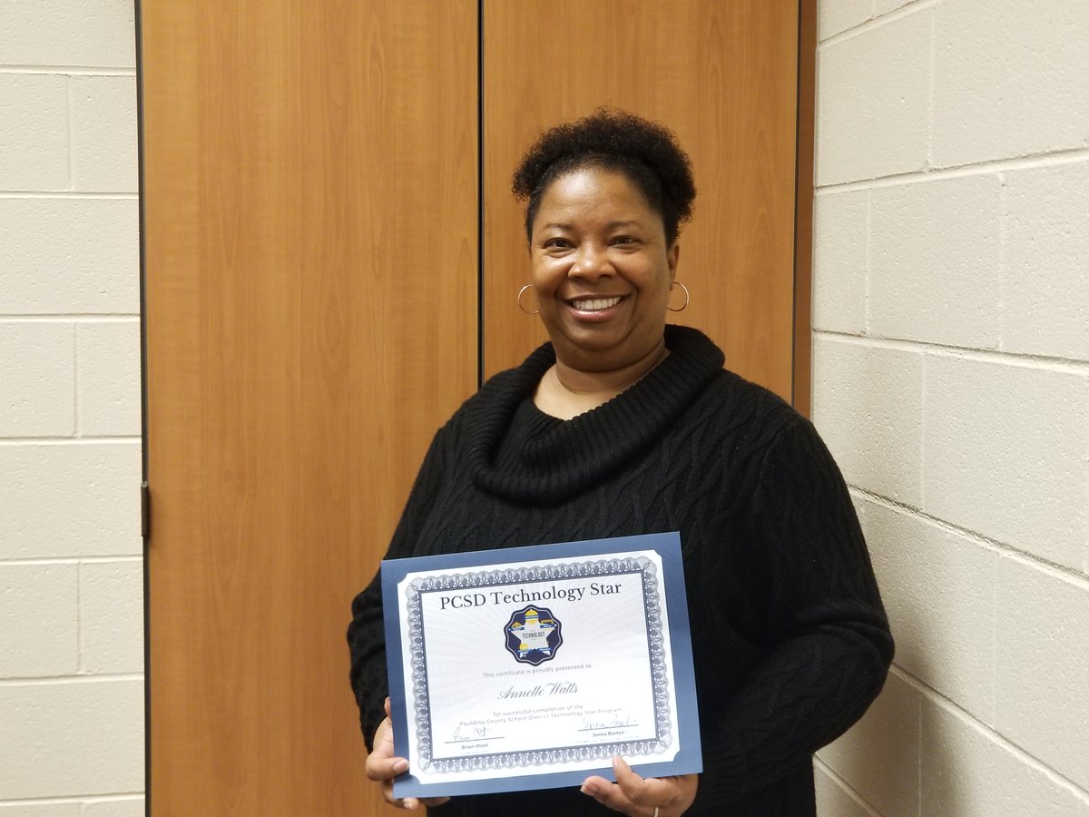 jbartonPCSD's tweet photo. Congratulations to our two new #PCSDTechStar teachers, Annette Watts from Hiram Elementary and Linsday Weldon from Shelton Elementary! They use #edtech to #EngageInspirePrepare https://t.co/O7DtSM1Ha3