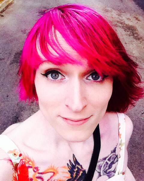 Blushing_Rocker's tweet photo. #NewProfilePic #Trans #TransIsBeautiful #Pinkhair #HowManyHashtagsIsTooManyHashtags https://t.co/3kAEDOLmWv
