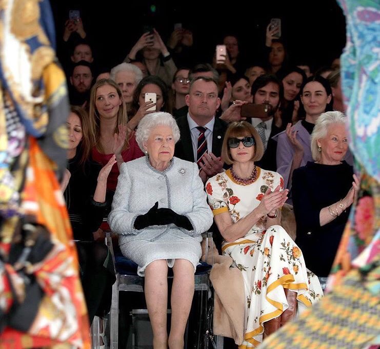 Hair_BySharrell's tweet photo. First fashion show for #QueenElizabeth today @LondonFashionWk sitting next to the amazing #AnnaWintour @voguemagazine soaking up all the latest fashion of 2018 #OurQueen #Queen #Fashion #London #LatestTrends #LatestFashion #FashionWeek https://t.co/kxPleAam3X