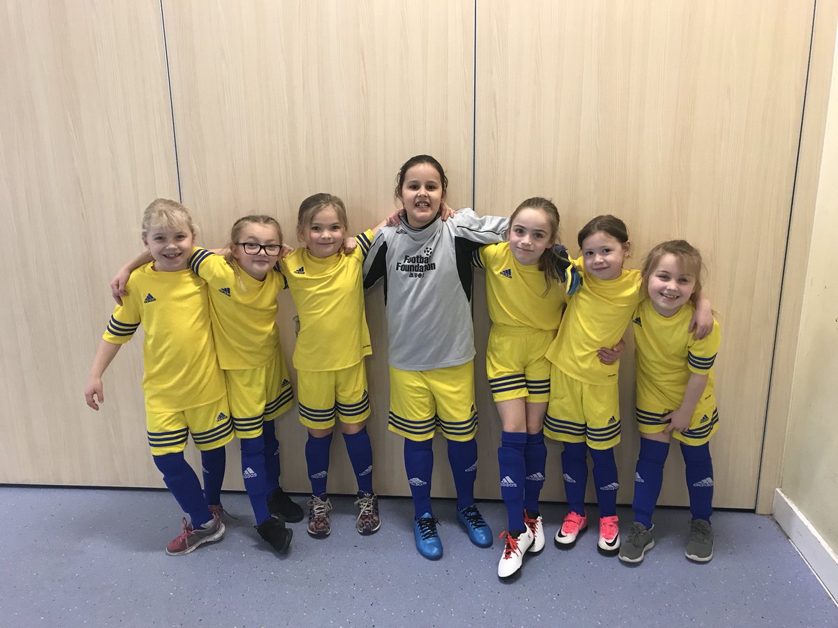 EllinghamSport's tweet photo. With the Year 4’s away on a school trip, girls from lower years formed a team in a Year 4 football competition. They won four games and drew one scoring lots of goals and only conceding two. Very proud of all the girls, some playing up a year and others even two. 🥇⚽️ 🏆🏃‍♀️ https://t.co/uKNzIbhVx3