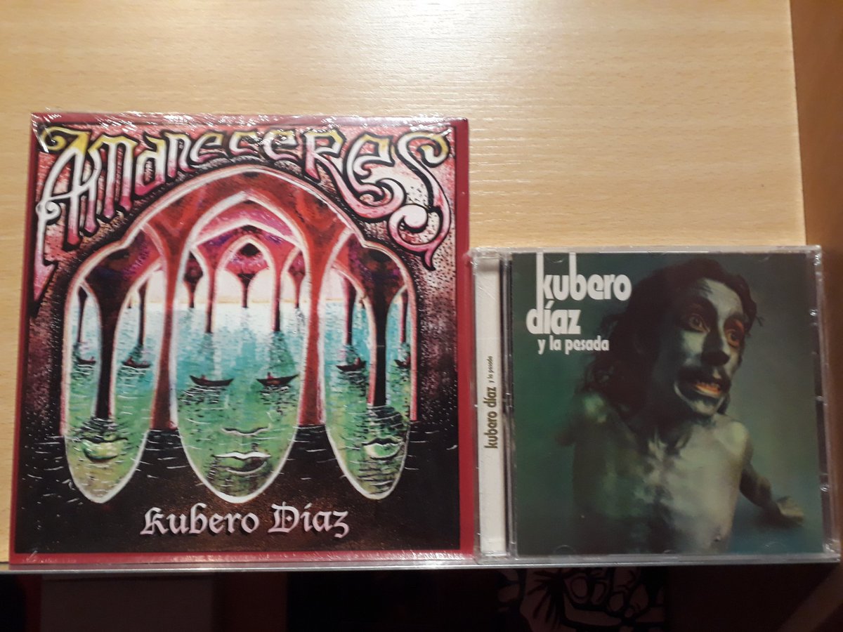 LibreriaNVG's tweet photo. Te perdiste el show de #kubero en @NivangioClub ? Mirá: el maestro dejó sus discazos en la #libreria https://t.co/LuNAftribp