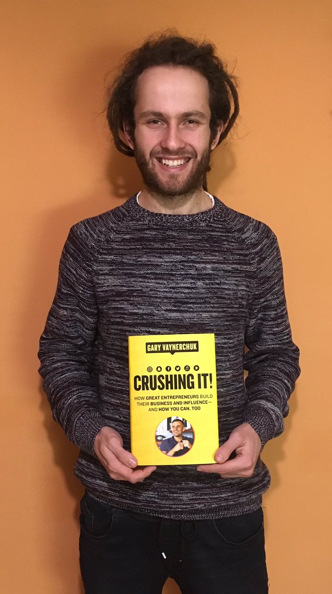 kriewold's tweet photo. Finally delivered today. Long night with #book is comming.@garyvee #crushingit https://t.co/BVCEO8Mc8G