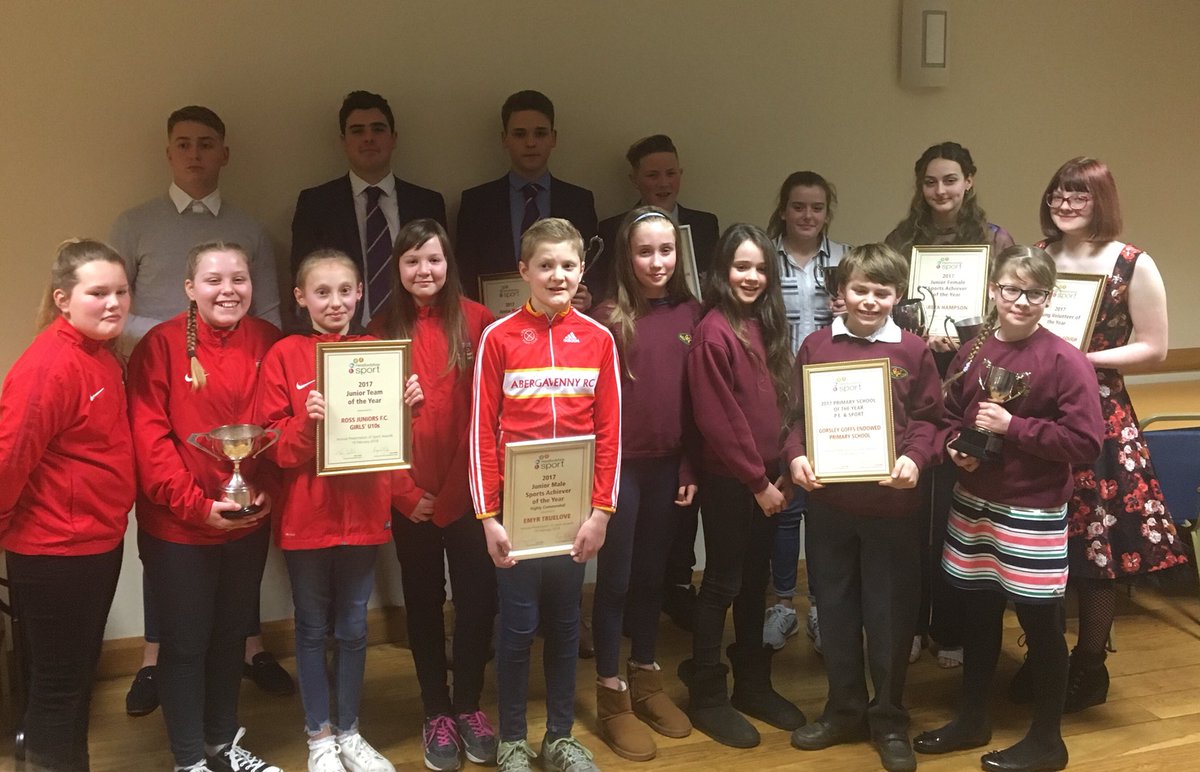 rossjuniors's tweet photo. Herefordshire 2017 Junior Sports Team of the Year, our current u11 Girls. Well done Girls another outstanding achievement. An honour to be in such company. Wonderful to see the county having such young  sporting talent across many sports https://t.co/kzXVZuEpqN