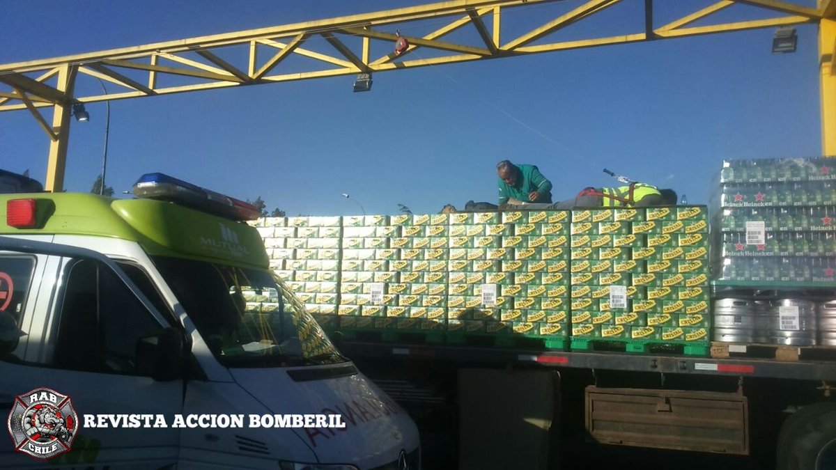 RABCHILE's tweet photo. Bomberos Quilicura
Ahora #Rab10 se encuentra en 10-3-1 (Rescate de persona) Panamericana Norte 8000 interior empresas CCU. Se trata de caida de trabajador sobre rampla de camion
Unidades: B-1.
@Bomba1Quilicura @AlertaQuilicura https://t.co/EsFbJF3GkY