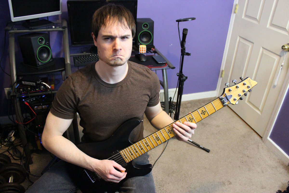 kertonal's tweet photo. Why am I making this face?
#lolface #guitar #schecter #schecterguitar https://t.co/SjyanvusY3