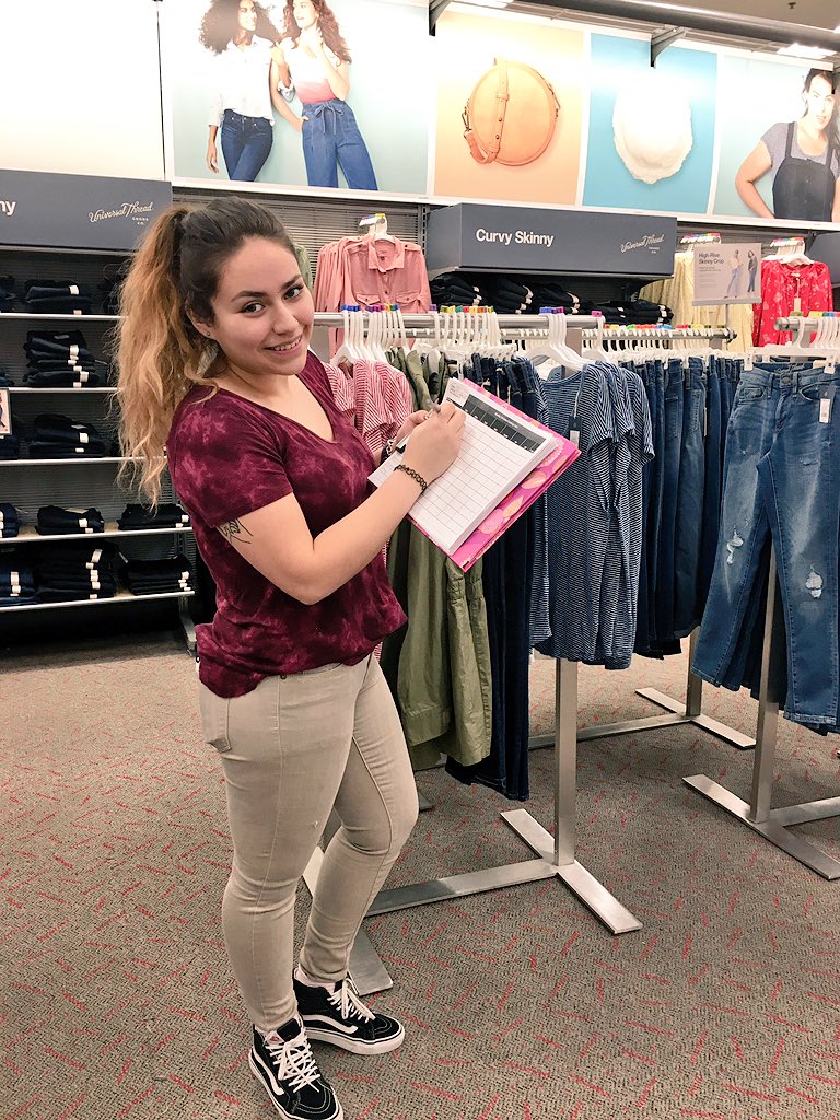A&amp;A TM Claudia is using the Guest Experience Tracking Tool to ensure that all guests in RTW have been greeted, assisted, and had a Fitting Room started for them! #T1888 #GuestExperience #A&amp;A #TrackingTool <a href="/JustinkalebMe/">justin carter</a> <a href="/tonypena/">Tony Pena</a> #DrivingSales #DrivingService