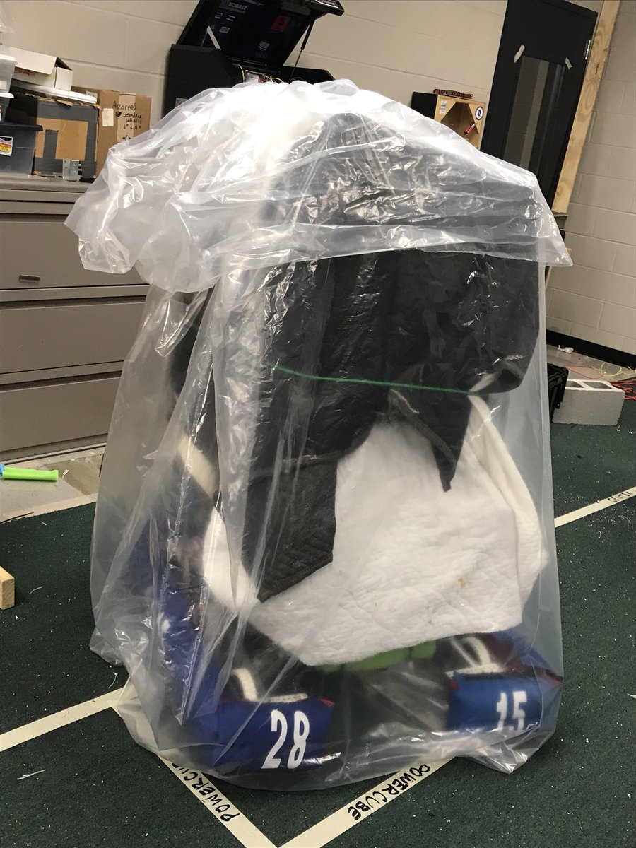 DreherRobotics's tweet image. bagged! we all feel relieved and excited for competition !