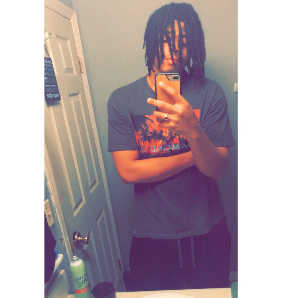 KnightFlights's tweet image. Idk if I wanna fuck with this Twitter shit again but ...