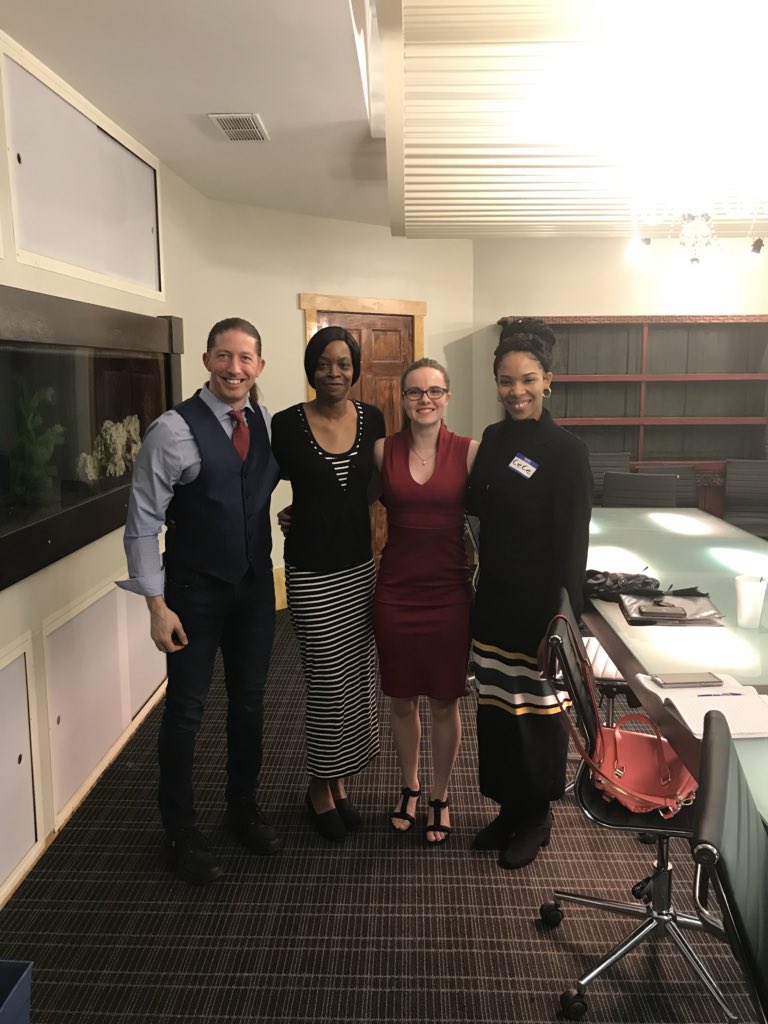 BrandeePember's tweet image. Tonight’s event. Welcome Monica to the team! I look forward to working with you 😄 #LeadershipDevelopment #Business