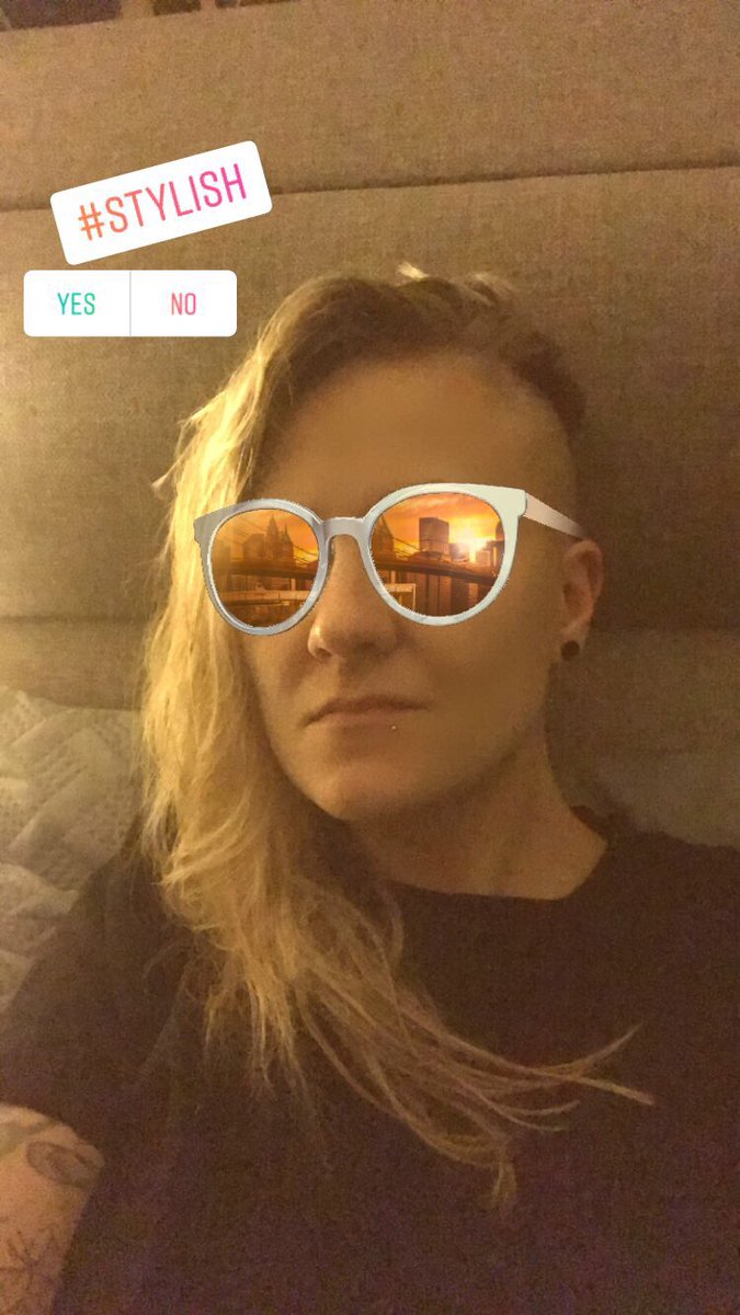 intarc_nat09's tweet photo. Messing around after shower and chilling in bed #stylishornot #boredom #wifeisaway #lesbianlife #hardworkingfamily #missingyou https://t.co/5f9ePXqihY