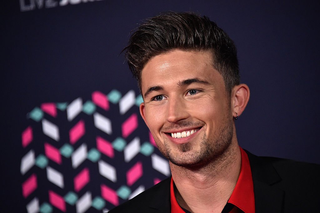 GoCountry105's tweet photo. Don't miss @Michaelraymusic on with #GrahamInTheMornings tomorrow from 7-9a, where he'll be giving Ask Graham advice & playing an unheard song! Listen here: https://t.co/NszmHclePa https://t.co/Jb9CRYg8Gq