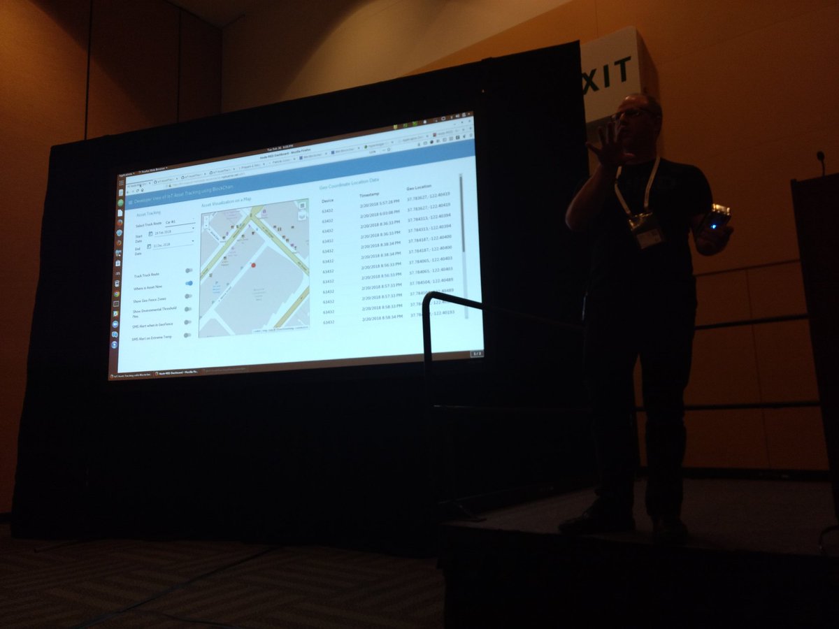 florstradlin's tweet photo. Primera fila En IoT con Blockchain!! #indexconf https://t.co/HhIdTddvew