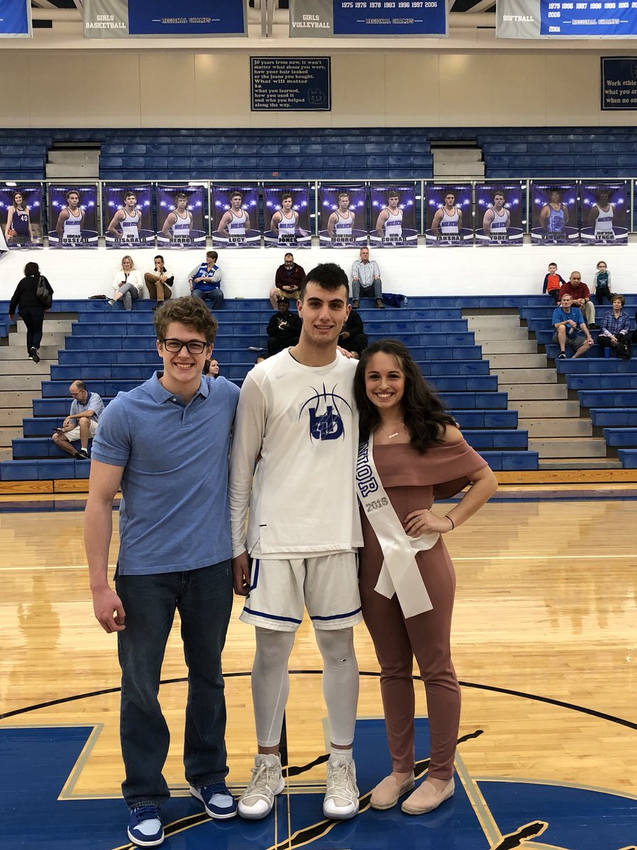 Congratulations to our Seniors! Thank you for all your hard work, effort and dedication! Good luck in the future! Let’s Go Cats!!