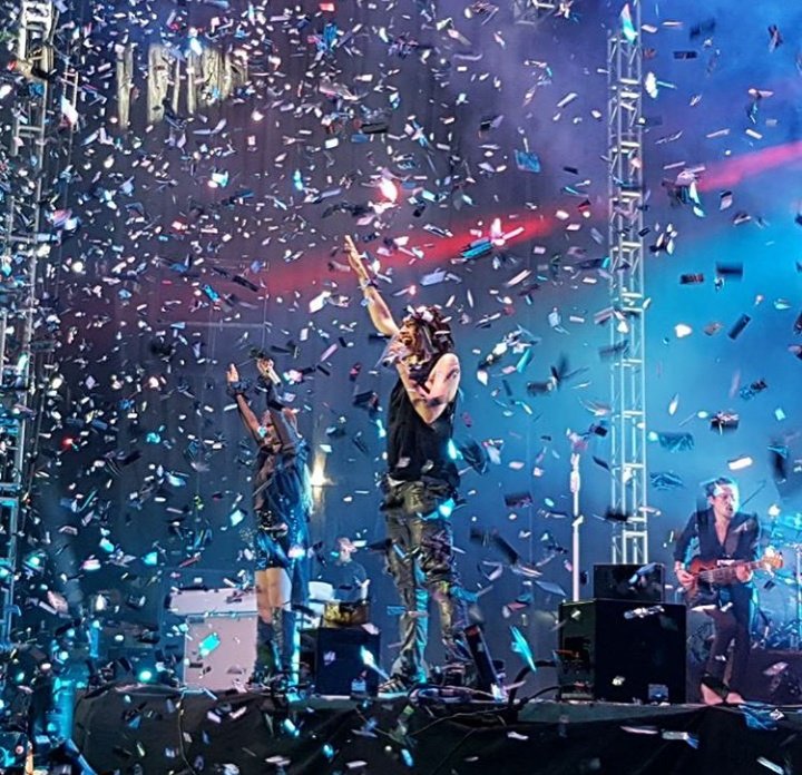 Camii_HaAsh's tweet photo. #ArtistaDelFestivalHaAsh https://t.co/vuHIK6Iwc7