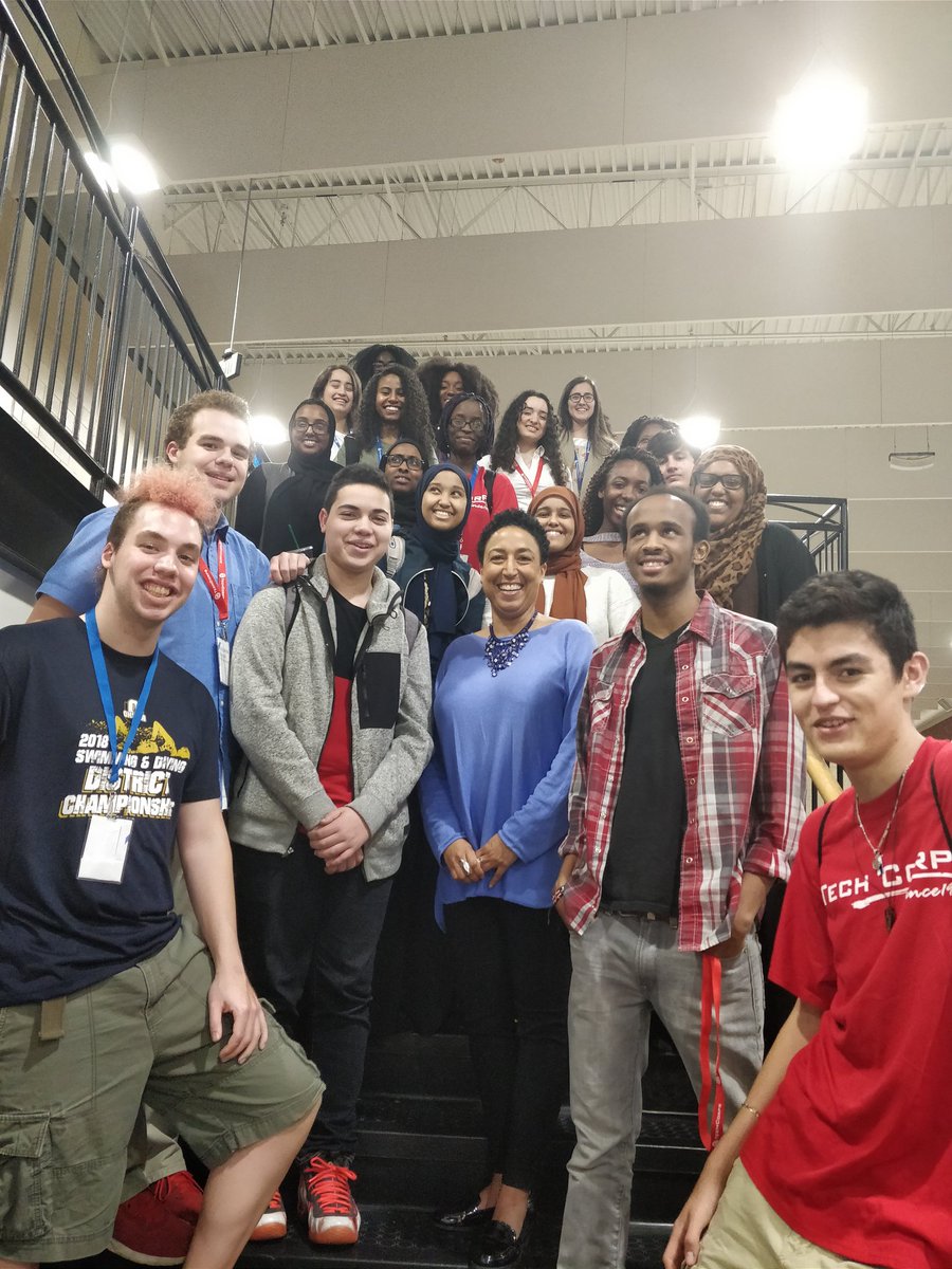 lisachambers's tweet image. Future tech leaders and innovators. Computing Career Corps @WCHS_Warhawks #CodewithTC