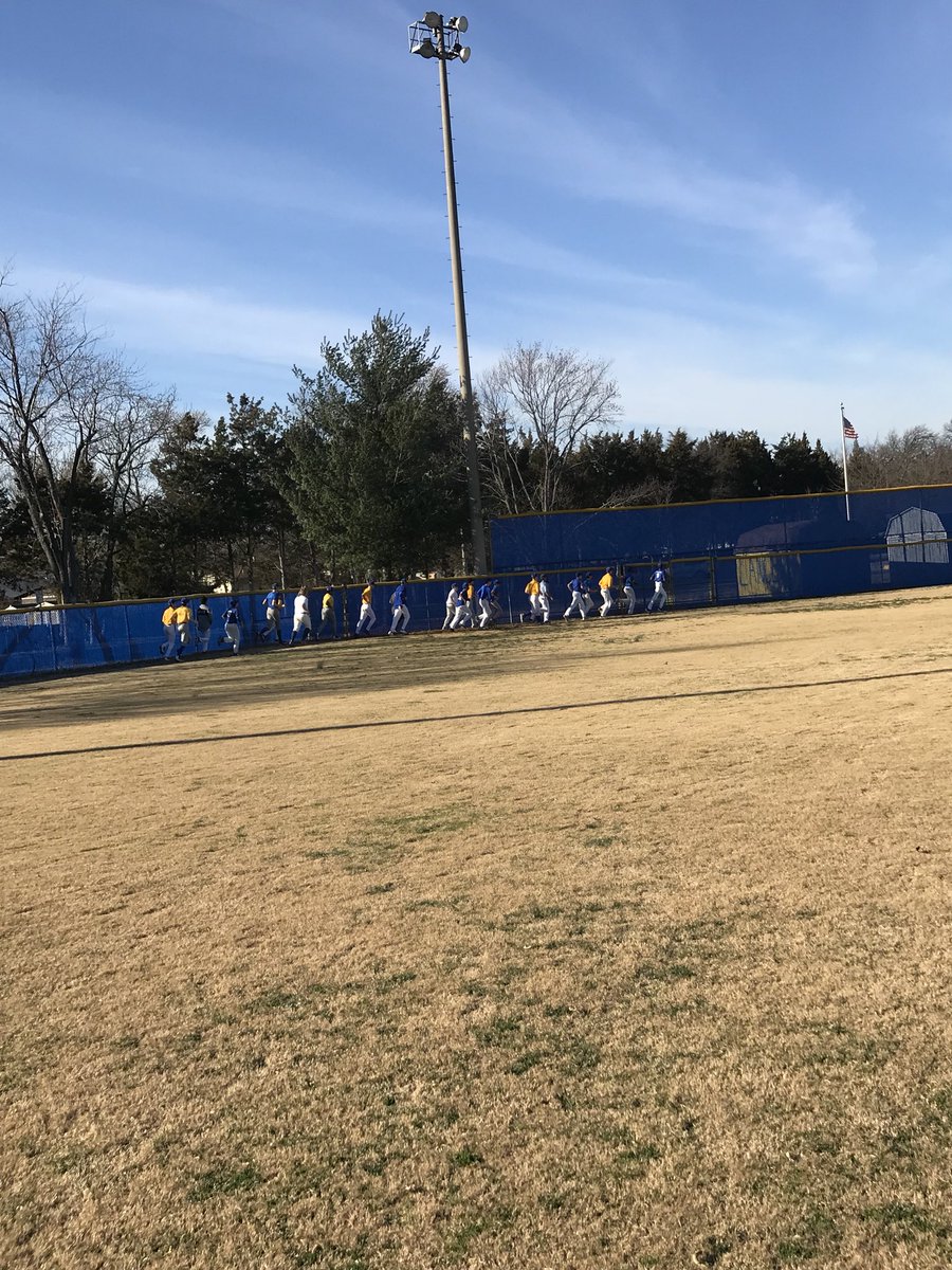 JRLBaseball's tweet image. Day 2 complete! Great to be outside!  Looking forward to another great day tomorrow on the diamond!
#wantmore
#workmore