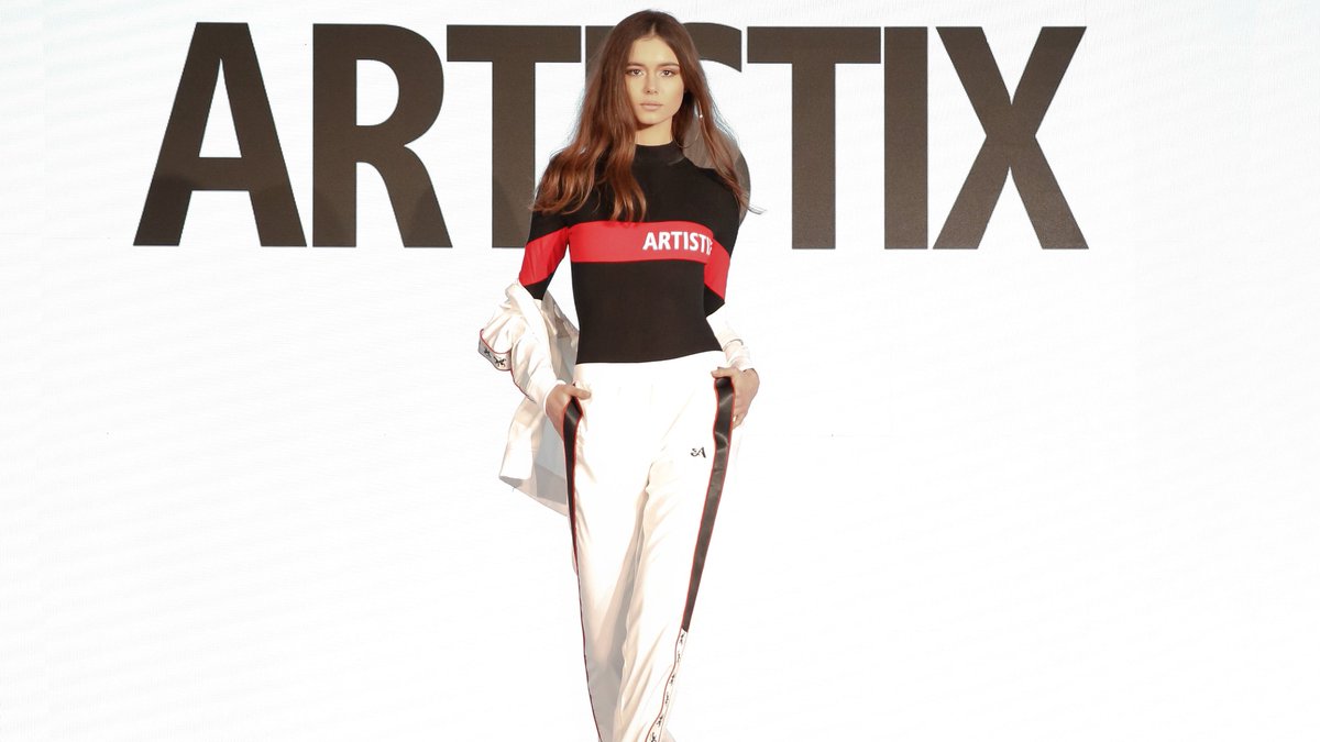 NYStyleGuidecom's tweet photo. Artistix Fall Winter 2018 at New York Fashion Week https://t.co/QKGDg68Hub via @YouTube #artistix #fashion #fashionweek #nyc #newyork #designer https://t.co/zDFtRtCV7W
