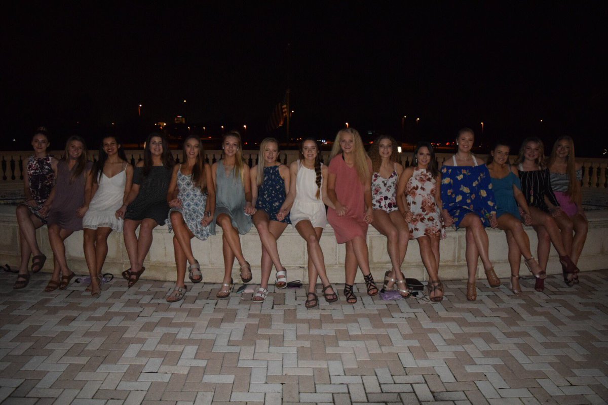 valerie_gerrior's tweet photo. It's been a crazy long year but all of that hard work wasn't for nothing, I wouldn't trade the world for the amazing memories this team has given me, 5 years of family with these amazing women this isn't the end, once a tigette always a tigette💛 https://t.co/n5KV0ONzRM