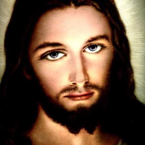 Miremos a Jesús. Él nos enseña q el Padre nos atrae con lazos de amor y lazos de perdón. No resistamos a su amoroso llamado. Él es el que mejor conoce lo q necesitamos.