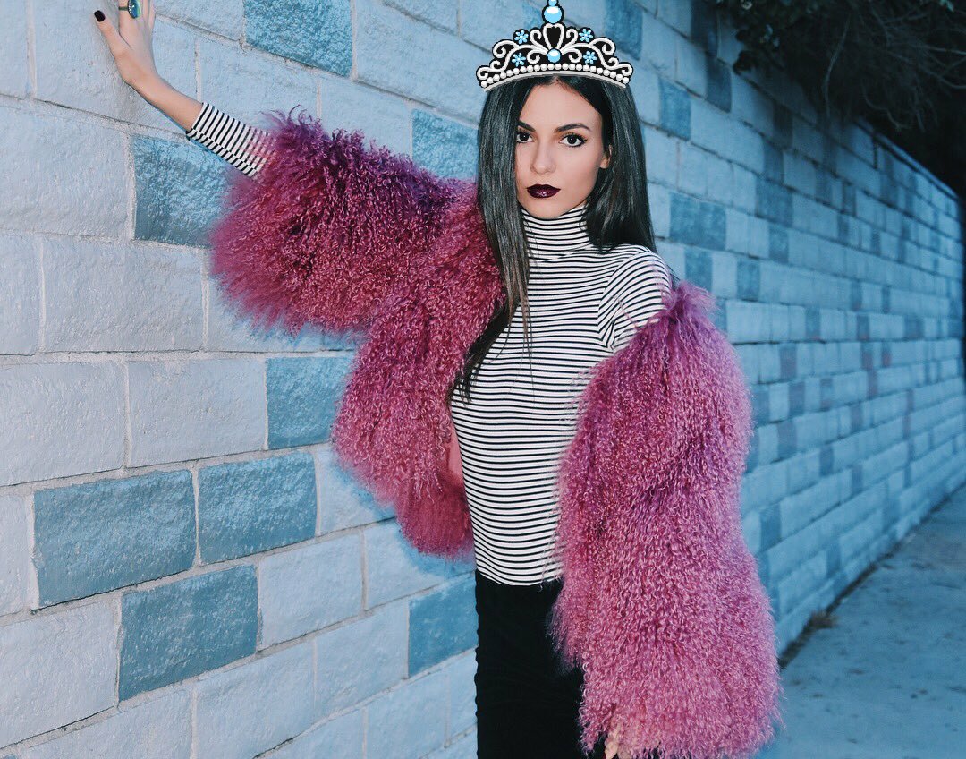  HAPPY BIRTHDAY  Victoria Justice  